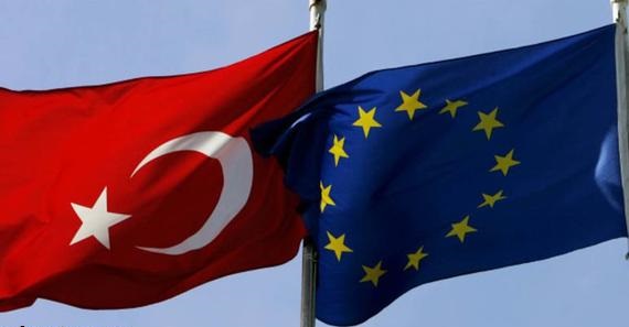 صورة الاتحاد الأوروبي بصدد منح الأتراك حق دخول منطقة شنغن بدون تأشيرة